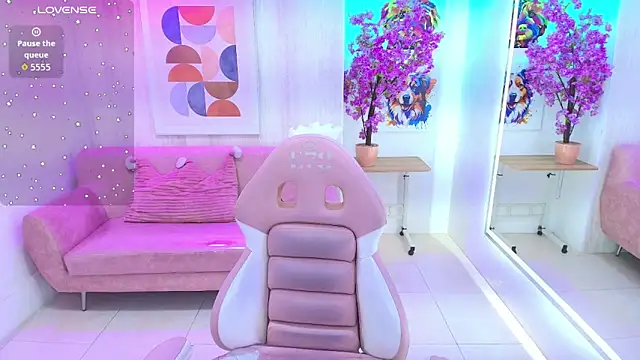 Snapshot of Gabby_evanns chatting on January 17, 2026, 12:10 pm Gabby evanns online show from January 17, 2026, 12:10 pm