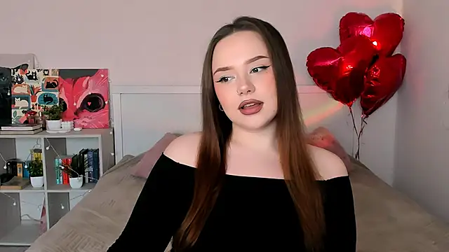 Snapshot of LittleKiitten chatting on June 7, 2026, 2:54 pm LittleKiitten online show from June 7, 2026, 2:54 pm