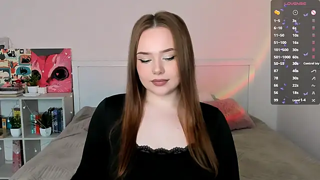 Snapshot of LittleKiitten chatting on July 24, 2026, 3:43 pm LittleKiitten online show from July 24, 2026, 3:43 pm