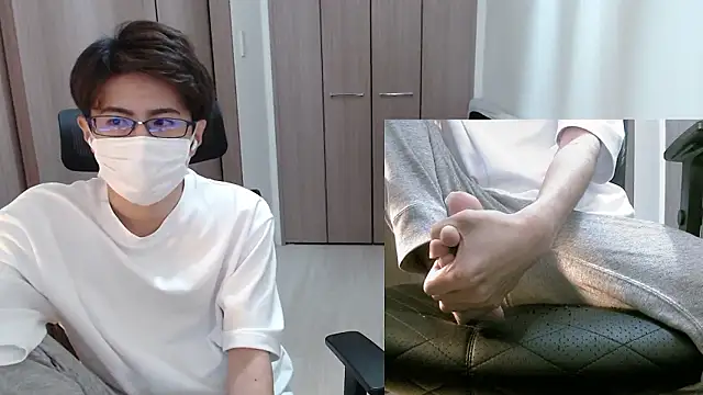 Snapshot of ryota_kkk chatting on October 29, 2025, 2:14 am ryota kkk online show from October 29, 2025, 2:14 am