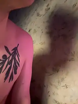 Family-Mm1 online show from April 4, 2026, 1:30 pm