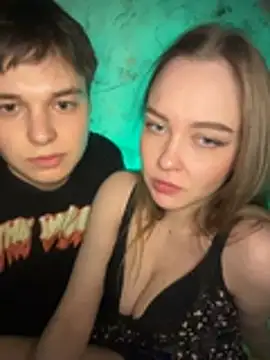 Family-Mm1 online show from April 8, 2026, 5:35 pm