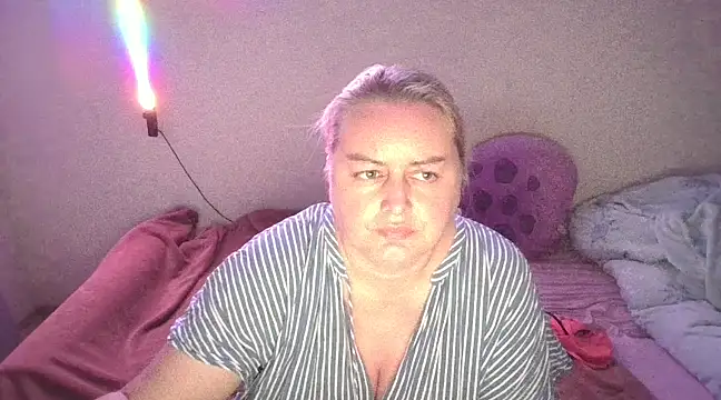 Meliss Official9 online show from February 3, 2025, 6:13 am