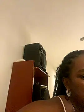 AkiraHomers online show from December 4, 2024, 4:32 am