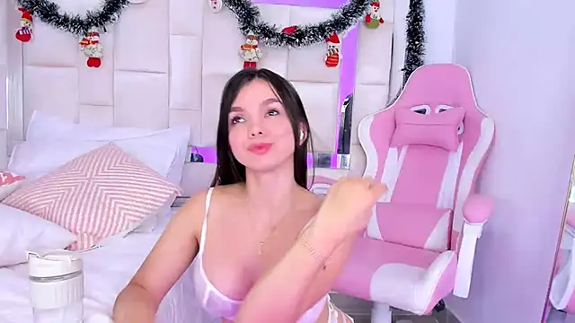 Snapshot of isabella_gomez11 chatting on December 23, 2024, 9:29 pm isabella gomez11 online show from December 23, 2024, 9:29 pm