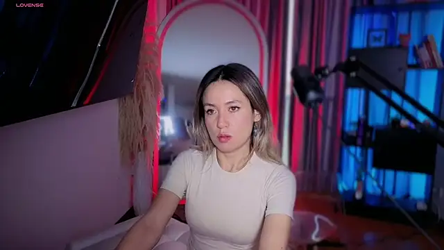 sexfire lalita online show from March 16, 2026, 10:25 pm