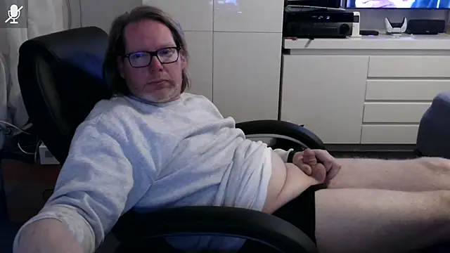 VSteph online show from April 8, 2026, 9:26 pm