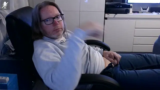 Snapshot of VSteph chatting on June 10, 2026, 7:46 pm VSteph online show from June 10, 2026, 7:46 pm