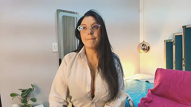 Zuzana21 online show from July 21, 2026, 1:13 pm