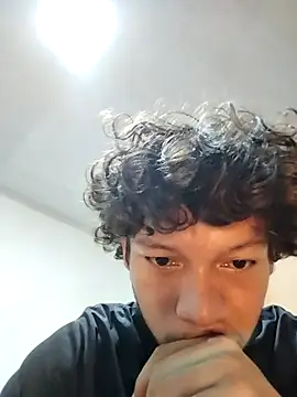 Snapshot of Zombra_42 chatting on September 24, 2025, 4:05 am Zombra 42 online show from September 24, 2025, 4:05 am