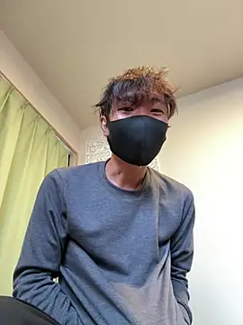 Snapshot of UKI06 chatting on January 6, 2025, 4:36 am UKI06 online show from January 6, 2025, 4:36 am