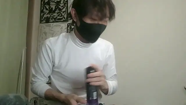 Snapshot of UKI06 chatting on January 9, 2025, 2:40 pm UKI06 online show from January 9, 2025, 2:40 pm