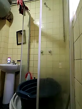 Snapshot of Polygamist chatting on September 26, 2025, 5:44 am Polygamist online show from September 26, 2025, 5:44 am