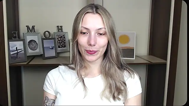 VanessaMay  online show from March 18, 2026, 5:38 pm