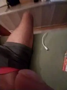 Snapshot of boysexy350 chatting on January 1, 2025, 12:11 am boysexy350 online show from January 1, 2025, 12:11 am