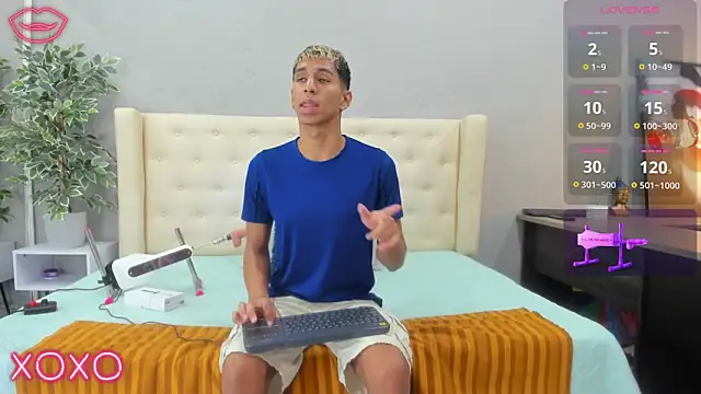 kieran derek online show from March 22, 2025, 3:20 am