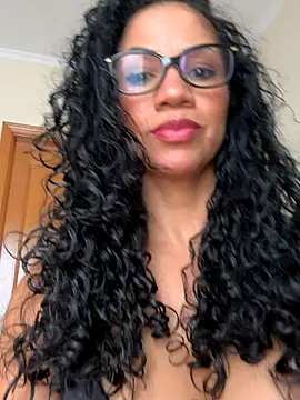 Snapshot of soli-lov chatting on October 30, 2025, 1:12 pm soli-lov online show from October 30, 2025, 1:12 pm