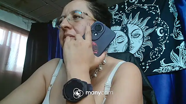 Snapshot of liriomilf chatting on July 9, 2026, 10:47 pm liriomilf online show from July 9, 2026, 10:47 pm