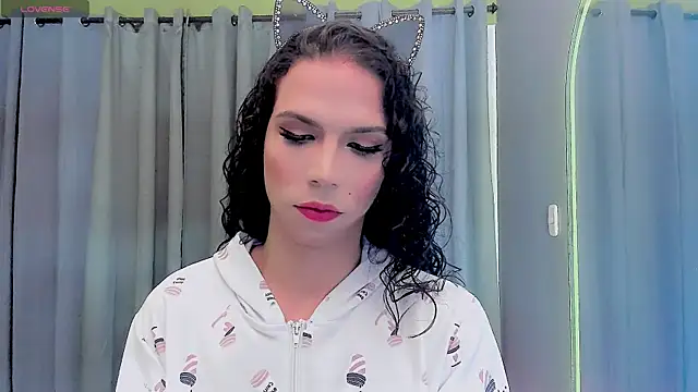 Snapshot of gatitavenecis chatting on March 6, 2025, 6:41 am gatitavenecis online show from March 6, 2025, 6:41 am