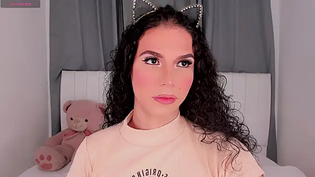 Snapshot of gatitavenecis chatting on October 3, 2025, 2:25 pm gatitavenecis online show from October 3, 2025, 2:25 pm