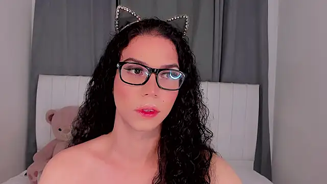 Snapshot of gatitavenecis chatting on October 24, 2025, 11:34 pm gatitavenecis online show from October 24, 2025, 11:34 pm