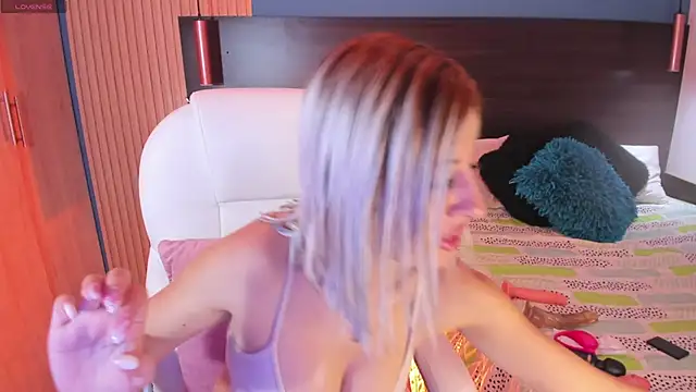 melody starr online show from February 26, 2025, 9:16 pm