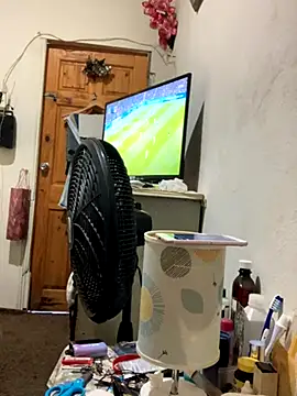 Snapshot of Johnras121 chatting on November 2, 2025, 6:21 pm Johnras121 online show from November 2, 2025, 6:21 pm