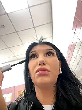 Tisha Busty online show from October 17, 2025, 9:45 am