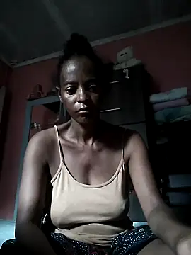 sweets 80 online show from March 15, 2025, 4:35 am