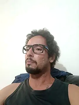 Snapshot of 2024gaelpiroca chatting on October 2, 2025, 2:18 am 2024gaelpiroca online show from October 2, 2025, 2:18 am