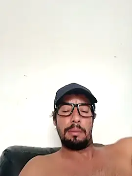 Snapshot of 2024gaelpiroca chatting on October 7, 2025, 7:44 pm 2024gaelpiroca online show from October 7, 2025, 7:44 pm