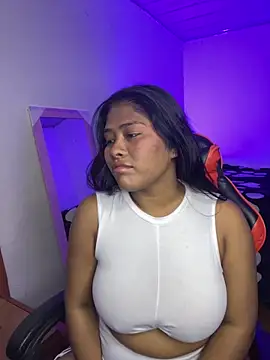 Snapshot of hurren_pasha chatting on March 16, 2026, 12:42 pm hurren pasha online show from March 16, 2026, 12:42 pm