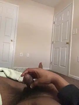 Snapshot of Dddoggystacks chatting on October 15, 2025, 1:44 pm Dddoggystacks online show from October 15, 2025, 1:44 pm