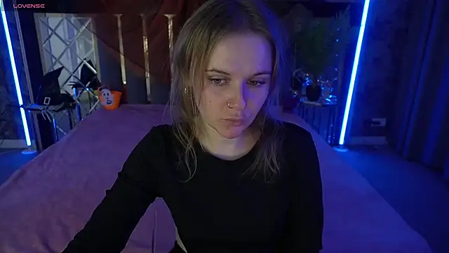 Snapshot of MaribelRiverr_ chatting on October 27, 2025, 6:39 am MaribelRiverr online show from October 27, 2025, 6:39 am