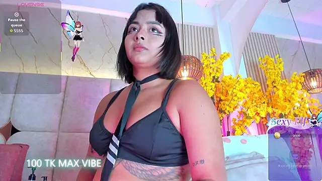 KimVelezz online show from April 2, 2026, 7:22 pm