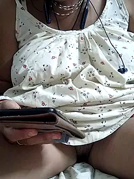 Snapshot of miss-Riy chatting on June 30, 2026, 5:14 pm miss-Riy online show from June 30, 2026, 5:14 pm