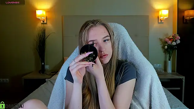 Stacy River online show from February 19, 2026, 9:27 am