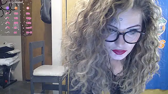 Snapshot of meganluv69 chatting on March 4, 2025, 3:59 pm meganluv69 online show from March 4, 2025, 3:59 pm