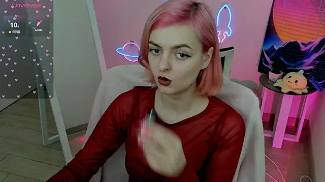 Snapshot of Fire_Bestie chatting on February 17, 2025, 1:42 pm Fire Bestie online show from February 17, 2025, 1:42 pm