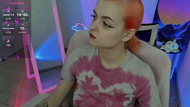 Snapshot of Fire_Bestie chatting on March 10, 2025, 1:21 pm Fire Bestie online show from March 10, 2025, 1:21 pm