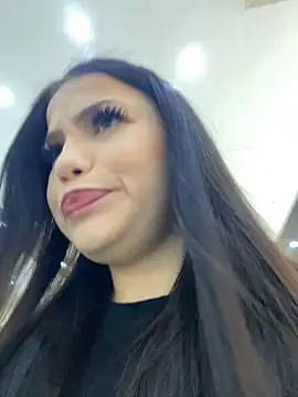 Snapshot of Chloe__Moon chatting on December 3, 2024, 11:22 am Chloe Moon online show from December 3, 2024, 11:22 am