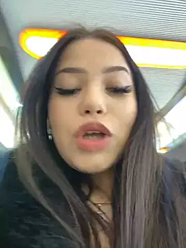 Snapshot of Chloe__Moon chatting on December 11, 2024, 11:19 am Chloe Moon online show from December 11, 2024, 11:19 am