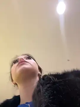 Snapshot of Chloe__Moon chatting on January 29, 2025, 1:17 pm Chloe Moon online show from January 29, 2025, 1:17 pm