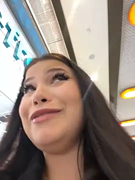 Snapshot of Chloe__Moon chatting on March 14, 2025, 1:13 pm Chloe Moon online show from March 14, 2025, 1:13 pm