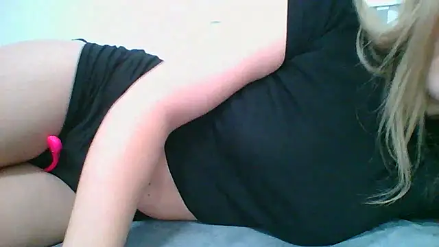 Emma 99 online show from November 30, 2025, 10:19 am