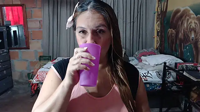 Snapshot of mom_son_dirty chatting on March 14, 2026, 2:11 pm mom son dirty online show from March 14, 2026, 2:11 pm