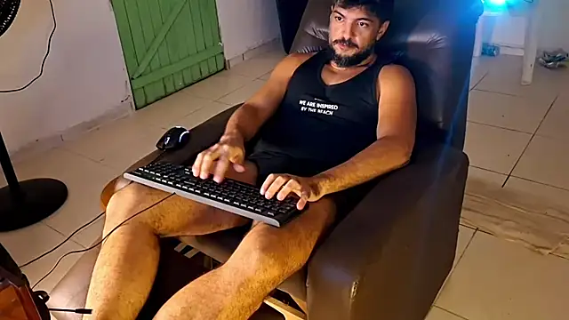 LUH133 online show from March 6, 2026, 12:18 am