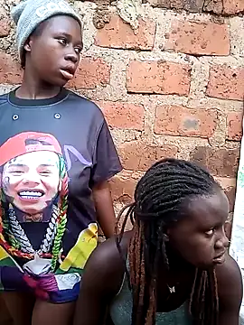 Black juicy24 online show from February 13, 2025, 9:20 am