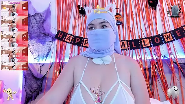 Snapshot of samaara_ chatting on October 31, 2025, 7:48 pm samaara online show from October 31, 2025, 7:48 pm