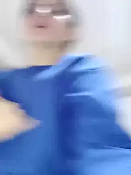 Snapshot of Salomecam30 chatting on January 8, 2025, 2:35 am Salomecam30 online show from January 8, 2025, 2:35 am